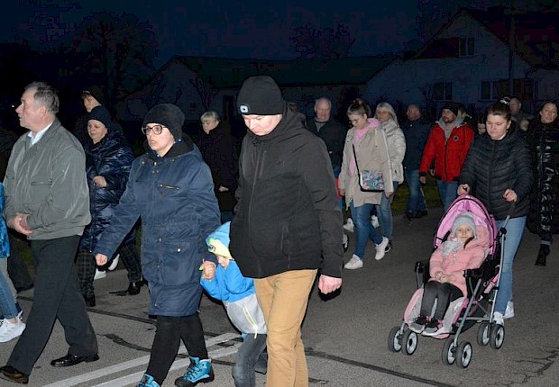 Parafialna droga krzyżowa