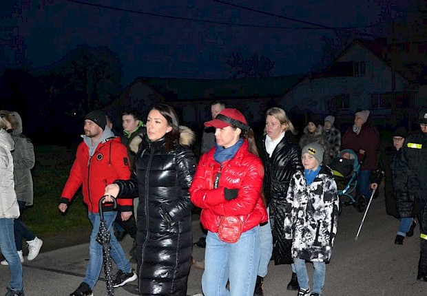 Parafialna droga krzyżowa
