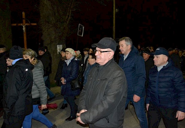 Parafialna droga krzyżowa