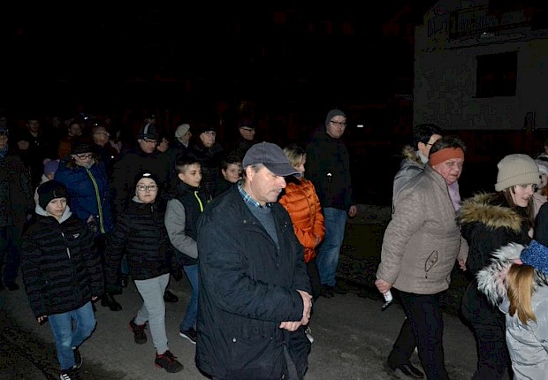Parafialna droga krzyżowa