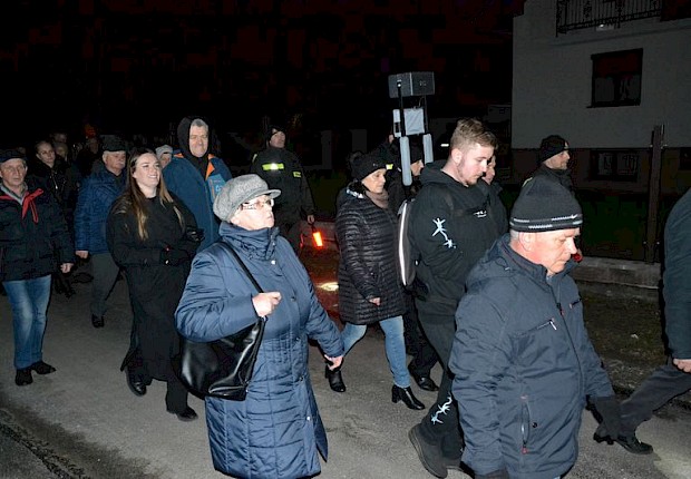 Parafialna droga krzyżowa
