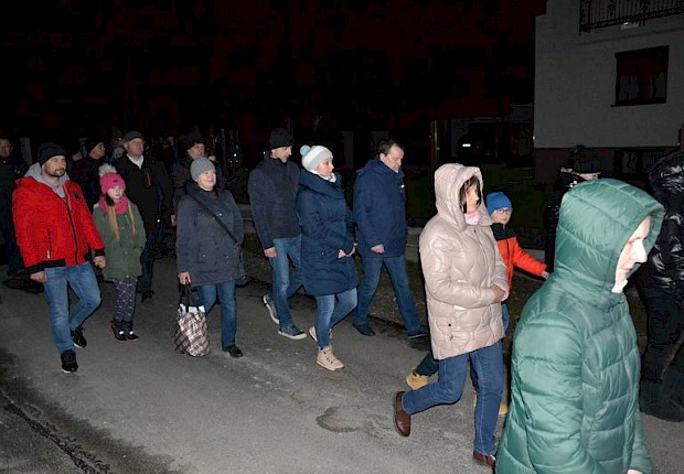 Parafialna droga krzyżowa