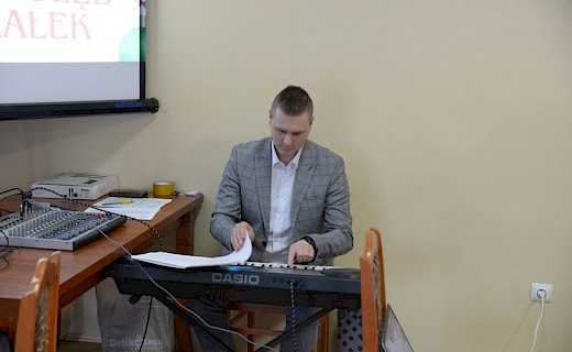 Jasełka i X Parafialny Przeglad Kolęd i Pastorałek