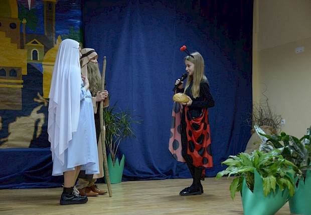 Jasełka i X Parafialny Przeglad Kolęd i Pastorałek