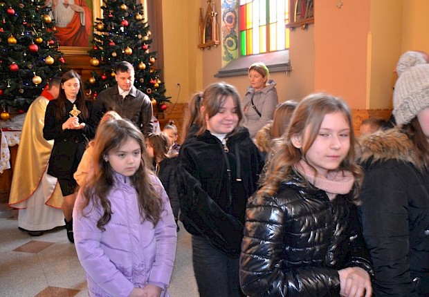 Wprowadzenie relikwii bł. rodziny Ulm&oacute;w