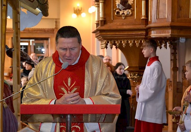 Wprowadzenie relikwii bł. rodziny Ulm&oacute;w