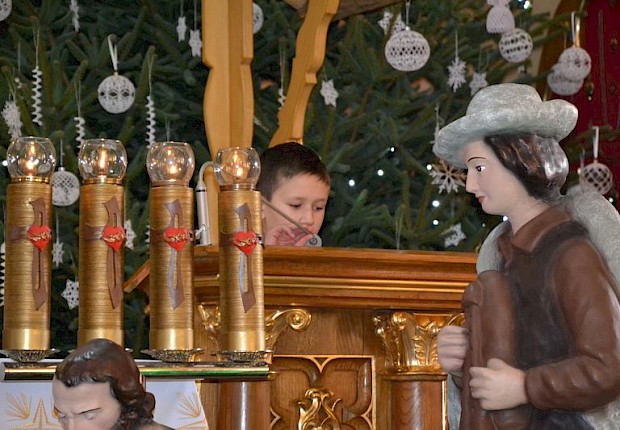 Wprowadzenie relikwii bł. rodziny Ulm&oacute;w