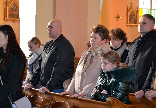 Wprowadzenie relikwii bł. rodziny Ulm&oacute;w