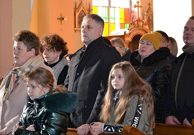 Wprowadzenie relikwii bł. rodziny Ulm&oacute;w