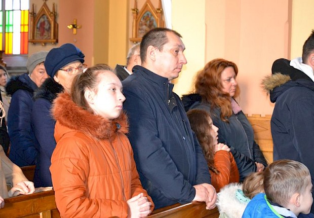 Wprowadzenie relikwii bł. rodziny Ulm&oacute;w