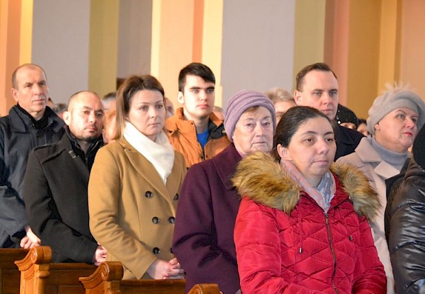 Wprowadzenie relikwii bł. rodziny Ulm&oacute;w