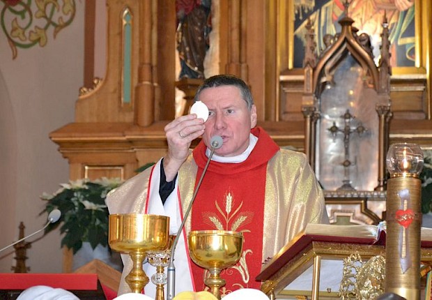 Wprowadzenie relikwii bł. rodziny Ulm&oacute;w