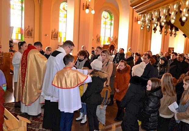 Wprowadzenie relikwii bł. rodziny Ulm&oacute;w