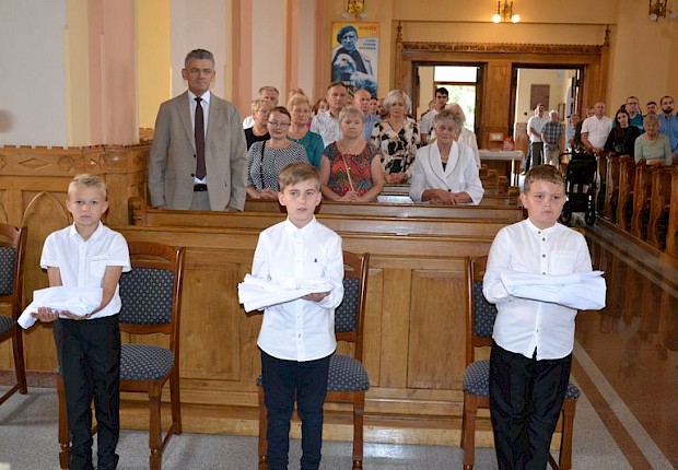 Przyjęcie do posługi ministranta