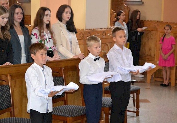 Przyjęcie do posługi ministranta