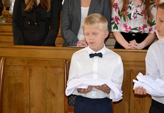 Przyjęcie do posługi ministranta