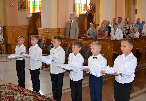Przyjęcie do posługi ministranta