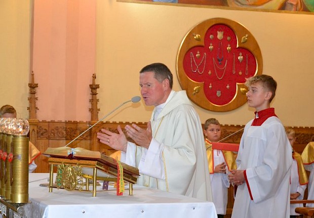 Przyjęcie do posługi ministranta