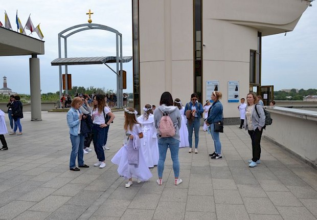 Pielgrzymka dzieci komunijnych