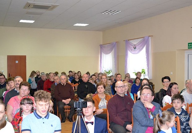 IX Parafialny Przegląd Kolęd i Pastorałek oraz Jasełka