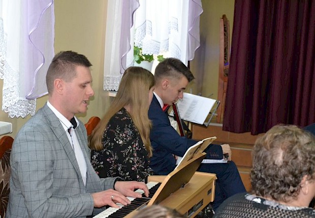 IX Parafialny Przegląd Kolęd i Pastorałek oraz Jasełka