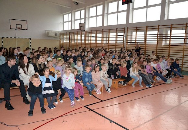 Spotkanie z ks. Łukaszem Hołub - misjonarzem w Papui Nowej Gwinei