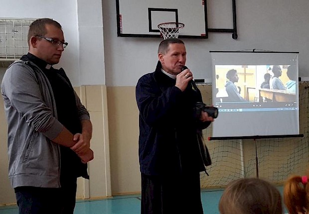 Spotkanie z ks. Łukaszem Hołub - misjonarzem w Papui Nowej Gwinei