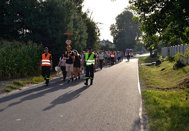 Piesza Pielgrzymka do Sanktuarium Matki Bożej Pocieszenia w Jodł&oacute;wce