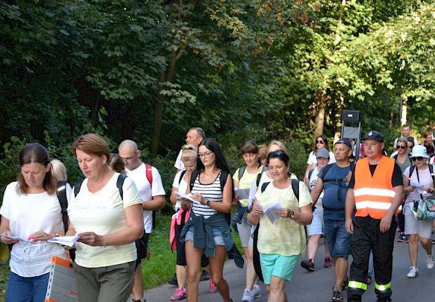 Piesza Pielgrzymka do Sanktuarium Matki Bożej Pocieszenia w Jodł&oacute;wce