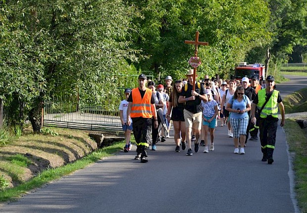 Piesza Pielgrzymka do Sanktuarium Matki Bożej Pocieszenia w Jodł&oacute;wce