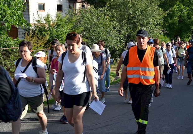 Piesza Pielgrzymka do Sanktuarium Matki Bożej Pocieszenia w Jodł&oacute;wce
