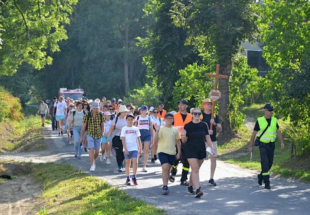 Piesza Pielgrzymka do Sanktuarium Matki Bożej Pocieszenia w Jodł&oacute;wce