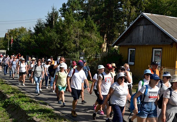 Piesza Pielgrzymka do Sanktuarium Matki Bożej Pocieszenia w Jodł&oacute;wce
