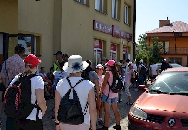 Piesza Pielgrzymka do Sanktuarium Matki Bożej Pocieszenia w Jodł&oacute;wce