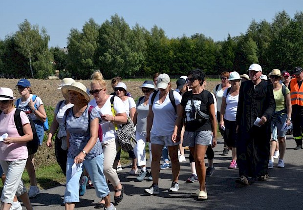 Piesza Pielgrzymka do Sanktuarium Matki Bożej Pocieszenia w Jodł&oacute;wce
