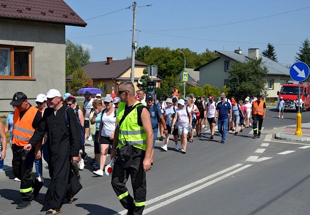 Piesza Pielgrzymka do Sanktuarium Matki Bożej Pocieszenia w Jodł&oacute;wce