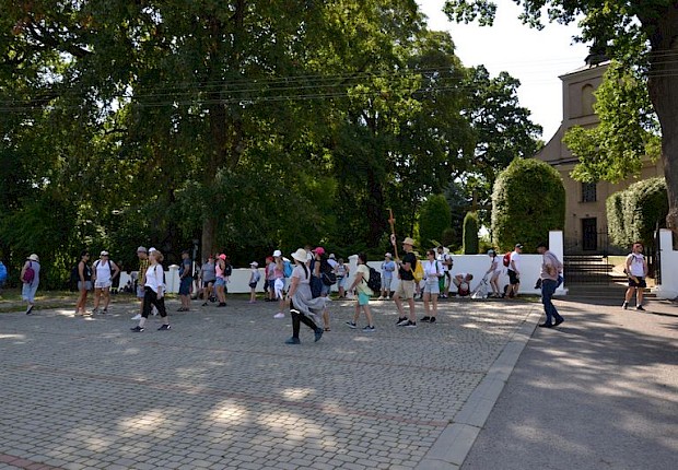 Piesza Pielgrzymka do Sanktuarium Matki Bożej Pocieszenia w Jodł&oacute;wce