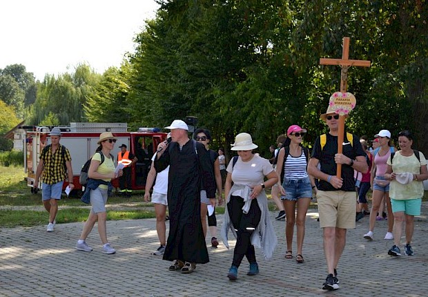 Piesza Pielgrzymka do Sanktuarium Matki Bożej Pocieszenia w Jodł&oacute;wce