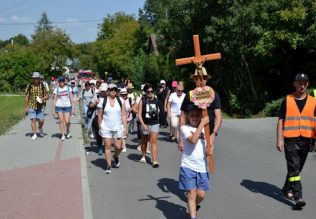 Piesza Pielgrzymka do Sanktuarium Matki Bożej Pocieszenia w Jodł&oacute;wce