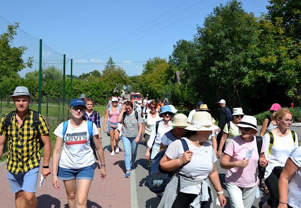 Piesza Pielgrzymka do Sanktuarium Matki Bożej Pocieszenia w Jodł&oacute;wce