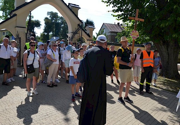 Piesza Pielgrzymka do Sanktuarium Matki Bożej Pocieszenia w Jodł&oacute;wce