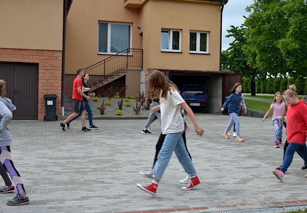 Dzień dziecka liturgicznej służby ołtarza