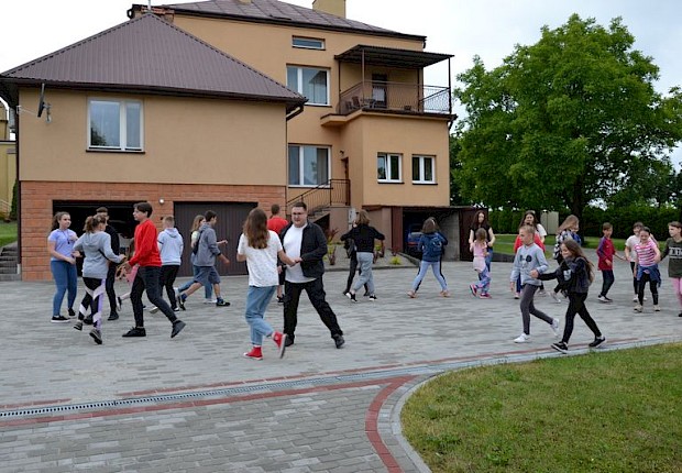 Dzień dziecka liturgicznej służby ołtarza