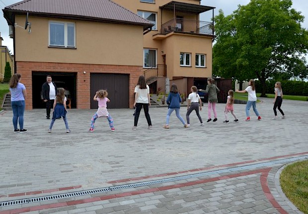 Dzień dziecka liturgicznej służby ołtarza