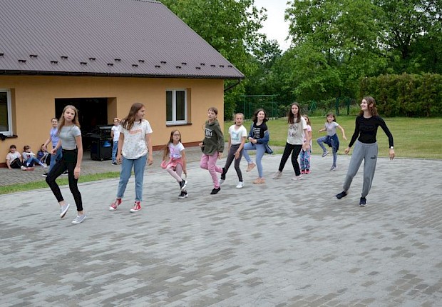 Dzień dziecka liturgicznej służby ołtarza