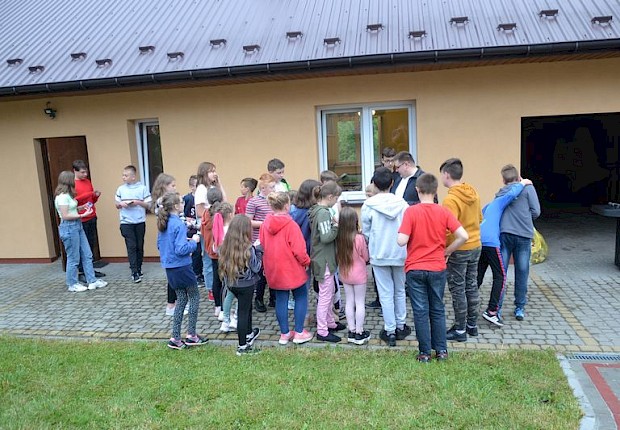Dzień dziecka liturgicznej służby ołtarza