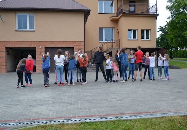 Dzień dziecka liturgicznej służby ołtarza