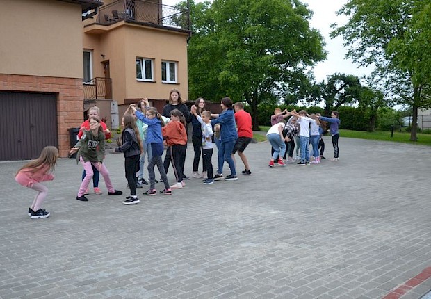 Dzień dziecka liturgicznej służby ołtarza
