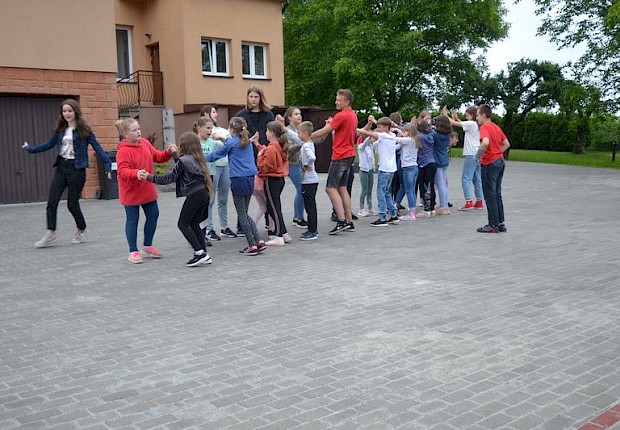 Dzień dziecka liturgicznej służby ołtarza