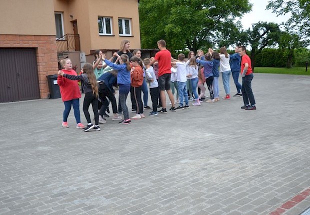 Dzień dziecka liturgicznej służby ołtarza